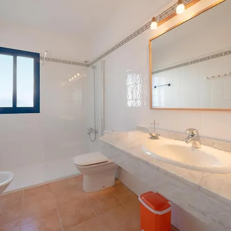Casa Lola Villa *
